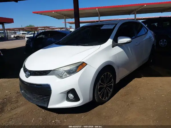 5YFBURHE4GP366660 2016 TOYOTA COROLLA - Image 2