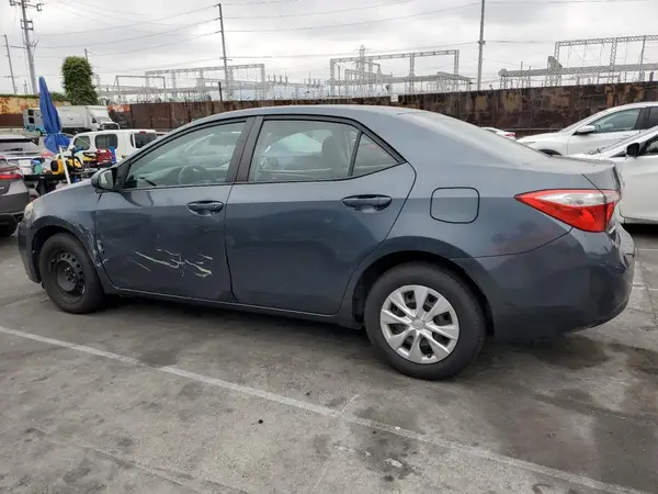 5YFBURHE4GP370692 2016 TOYOTA COROLLA - Image 2