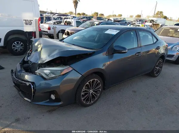 5YFBURHE4GP382356 2016 TOYOTA COROLLA - Image 2