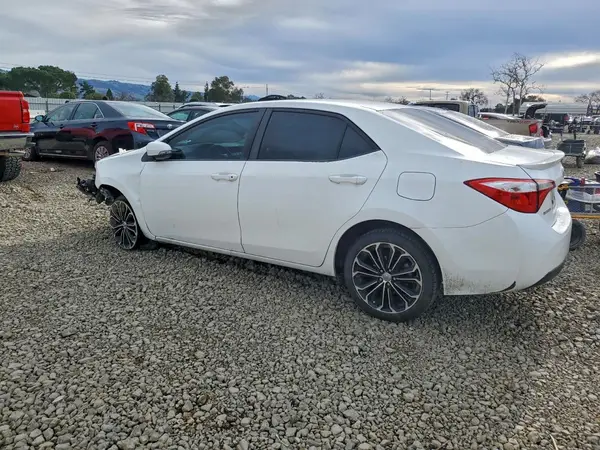 5YFBURHE4GP388397 2016 TOYOTA COROLLA - Image 2