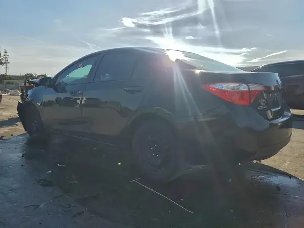5YFBURHE4GP396354 2016 TOYOTA COROLLA - Image 2