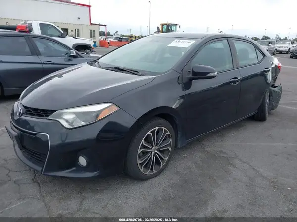 5YFBURHE4GP396676 2016 TOYOTA COROLLA - Image 2