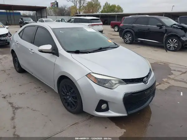 5YFBURHE4GP397651 2016 TOYOTA COROLLA - Image 1
