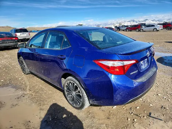 5YFBURHE4GP400242 2016 TOYOTA COROLLA - Image 2