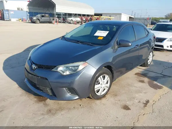 5YFBURHE4GP404016 2016 TOYOTA COROLLA - Image 2