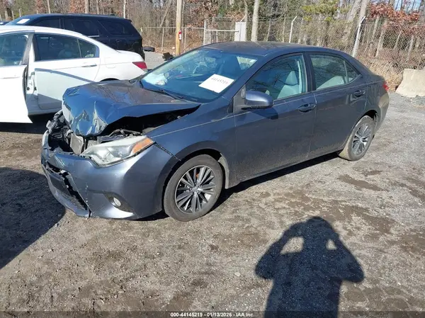5YFBURHE4GP404419 2016 TOYOTA COROLLA - Image 2