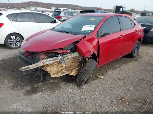 5YFBURHE4GP404758 2016 TOYOTA COROLLA - Image 2