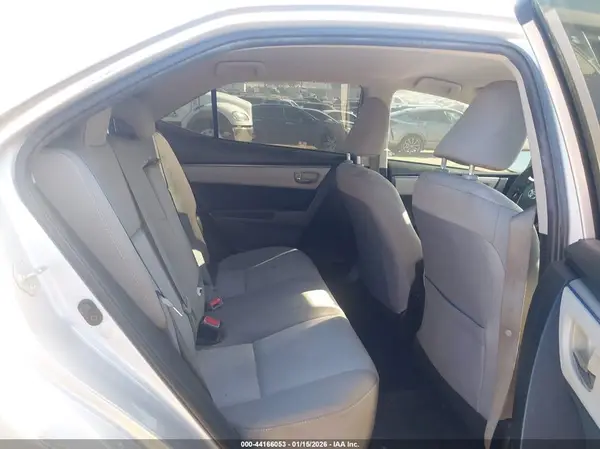 5YFBURHE4GP404811 2016 TOYOTA COROLLA - Image 8