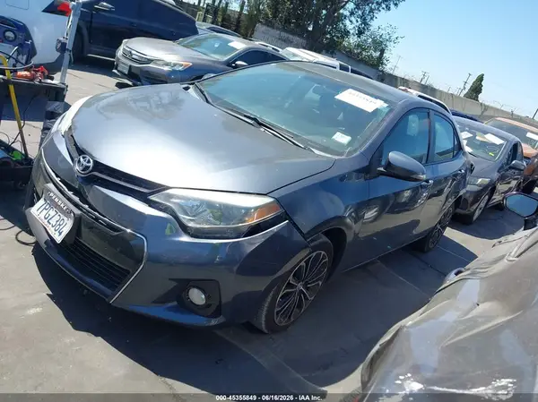 5YFBURHE4GP408759 2016 TOYOTA COROLLA - Image 2