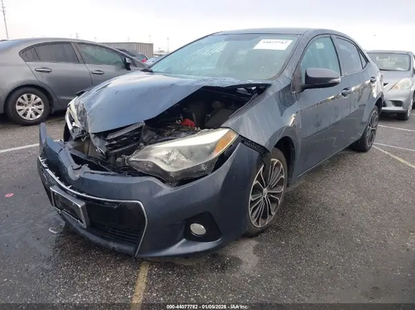 5YFBURHE4GP412732 2016 TOYOTA COROLLA - Image 2