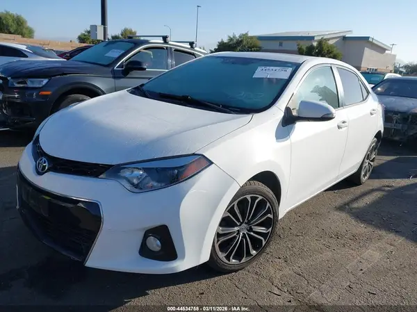 5YFBURHE4GP417302 2016 TOYOTA COROLLA - Image 2