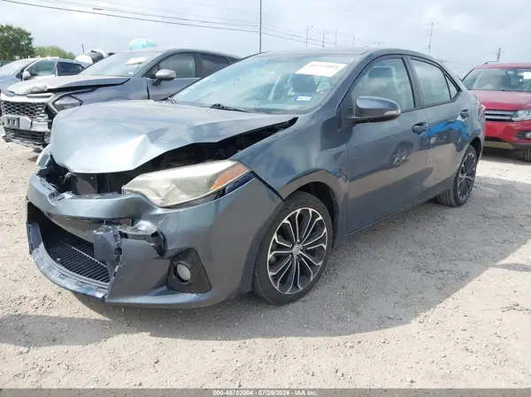 5YFBURHE4GP417459 2016 TOYOTA COROLLA - Image 2