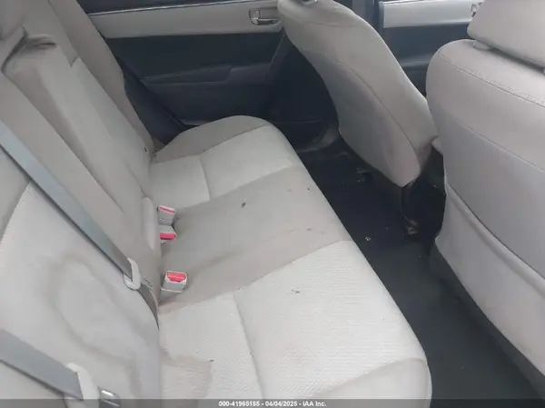 5YFBURHE4GP420300 2016 TOYOTA COROLLA - Image 8