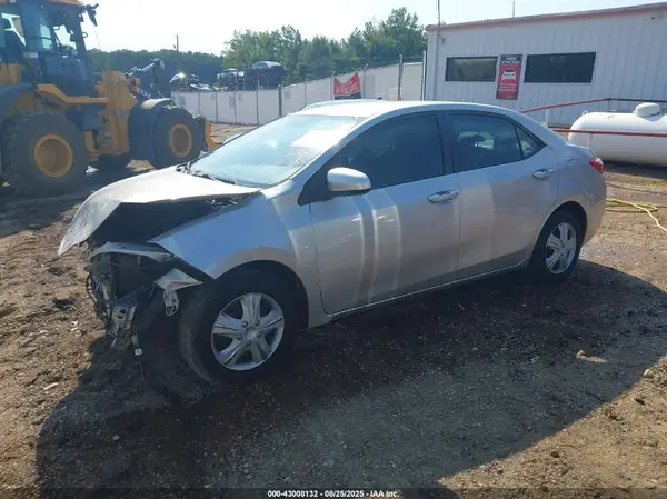 5YFBURHE4GP433726 2016 TOYOTA COROLLA - Image 2