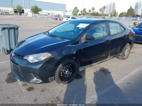 5YFBURHE4GP436867 2016 TOYOTA COROLLA - Image 2