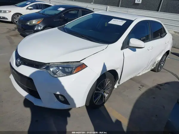5YFBURHE4GP443706 2016 TOYOTA COROLLA - Image 2