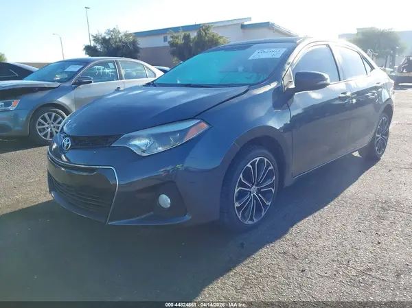 5YFBURHE4GP446251 2016 TOYOTA COROLLA - Image 2