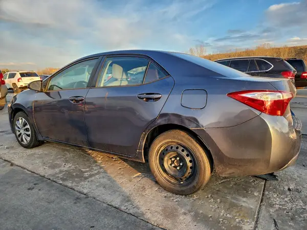 5YFBURHE4GP453863 2016 TOYOTA COROLLA - Image 2
