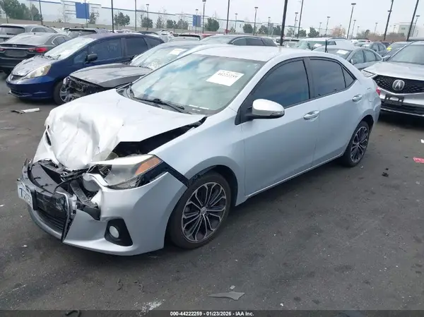 5YFBURHE4GP462515 2016 TOYOTA COROLLA - Image 2