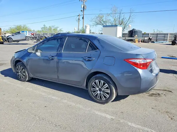 5YFBURHE4GP477063 2016 TOYOTA COROLLA - Image 2