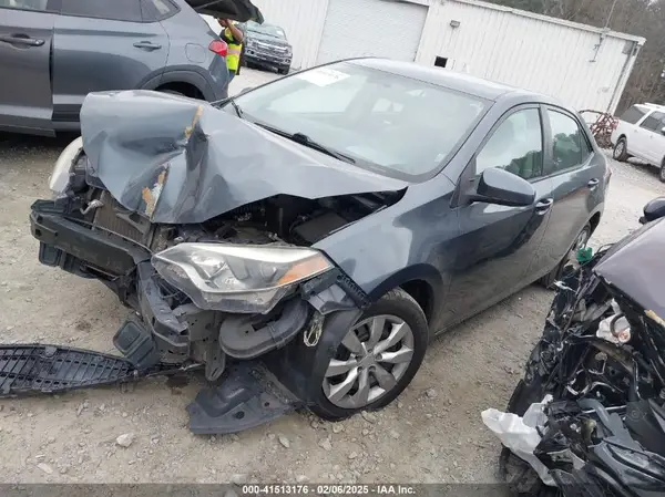 5YFBURHE4GP478603 2016 TOYOTA COROLLA - Image 2