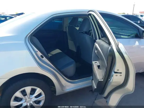 5YFBURHE4GP478942 2016 TOYOTA COROLLA - Image 8