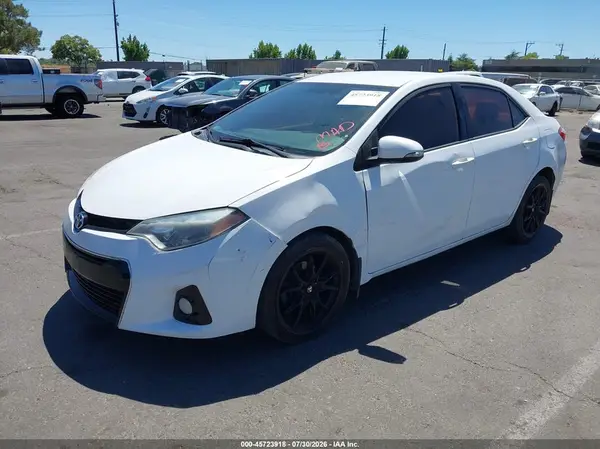 5YFBURHE4GP479346 2016 TOYOTA COROLLA - Image 2
