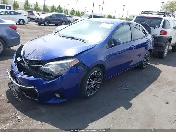 5YFBURHE4GP480156 2016 TOYOTA COROLLA - Image 2