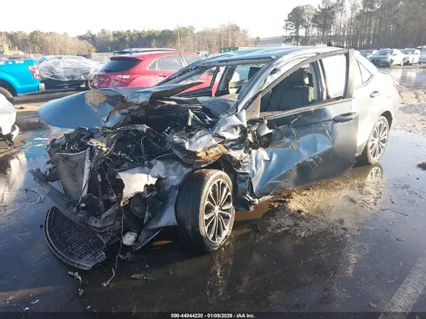 5YFBURHE4GP486748 2016 TOYOTA COROLLA - Image 2