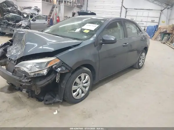 5YFBURHE4GP493070 2016 TOYOTA COROLLA - Image 2