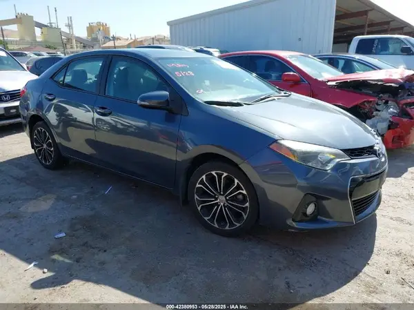 5YFBURHE4GP496356 2016 TOYOTA COROLLA - Image 1