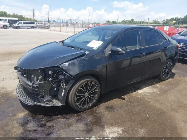 5YFBURHE4GP501667 2016 TOYOTA COROLLA - Image 2