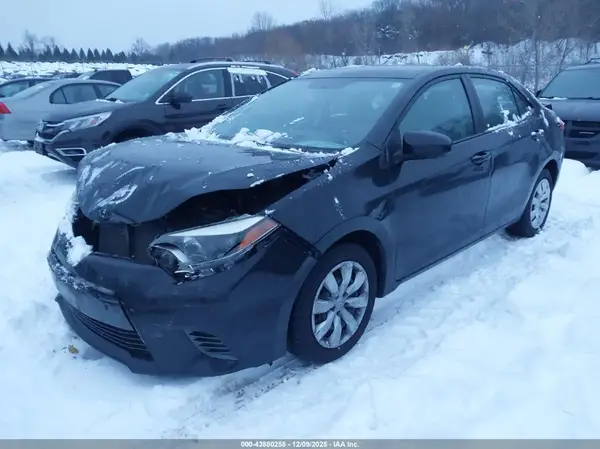 5YFBURHE4GP508151 2016 TOYOTA COROLLA - Image 2