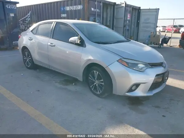 5YFBURHE4GP508716 2016 TOYOTA COROLLA - Image 1
