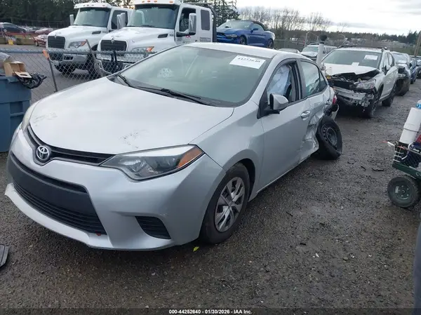 5YFBURHE4GP510322 2016 TOYOTA COROLLA - Image 2