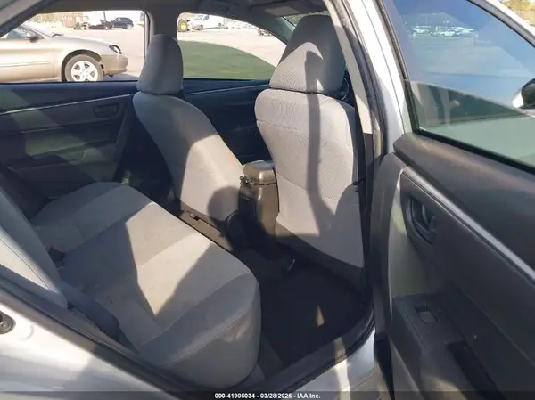 5YFBURHE4GP510577 2016 TOYOTA COROLLA - Image 8