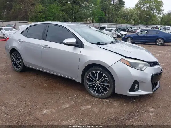 5YFBURHE4GP519165 2016 TOYOTA COROLLA - Image 1