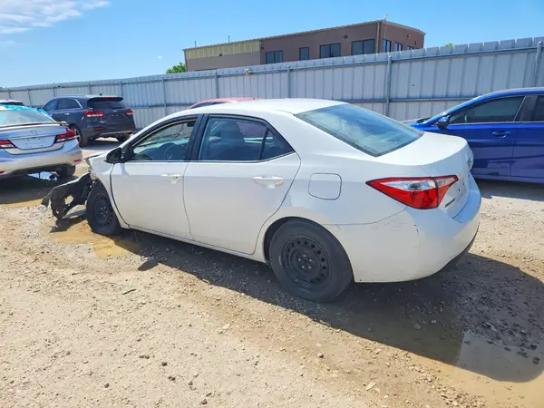 5YFBURHE4GP524608 2016 TOYOTA COROLLA - Image 2