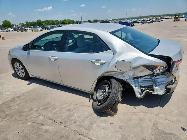 5YFBURHE4GP525757 2016 TOYOTA COROLLA - Image 2