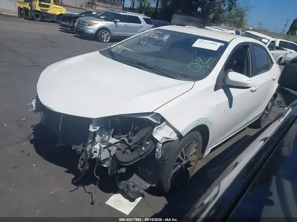 5YFBURHE4GP528223 2016 TOYOTA COROLLA - Image 2