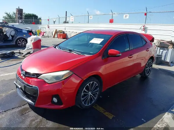 5YFBURHE4GP529405 2016 TOYOTA COROLLA - Image 2