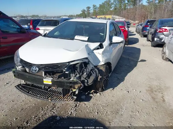 5YFBURHE4GP533440 2016 TOYOTA COROLLA - Image 2