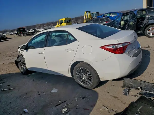 5YFBURHE4GP543806 2016 TOYOTA COROLLA - Image 2