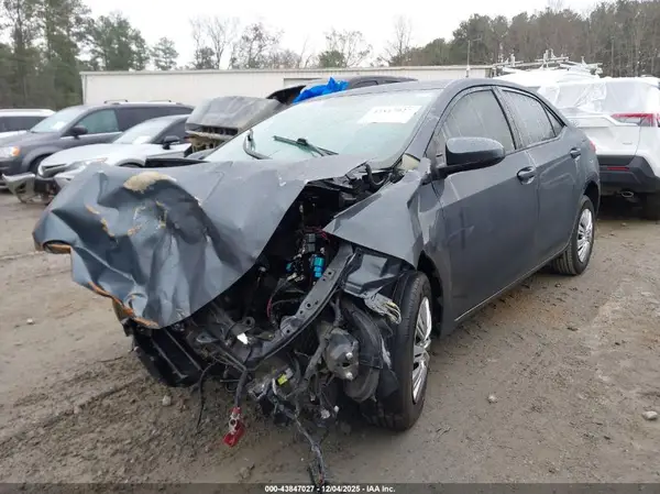 5YFBURHE4GP544437 2016 TOYOTA COROLLA - Image 2