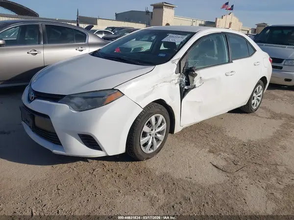 5YFBURHE4GP546771 2016 TOYOTA COROLLA - Image 2