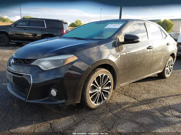 5YFBURHE4GP546981 2016 TOYOTA COROLLA - Image 2