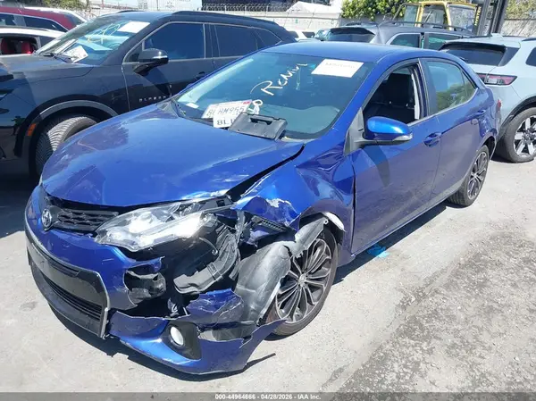 5YFBURHE4GP547662 2016 TOYOTA COROLLA - Image 2