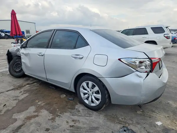 5YFBURHE4GP551274 2016 TOYOTA COROLLA - Image 2