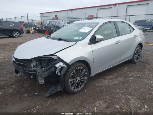 5YFBURHE4GP558340 2016 TOYOTA COROLLA - Image 2