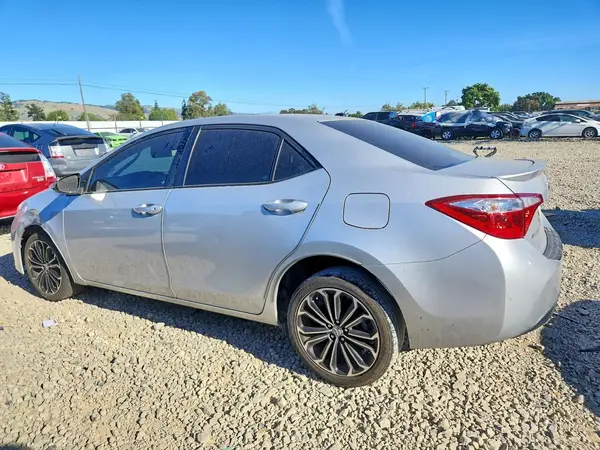 5YFBURHE4GP566437 2016 TOYOTA COROLLA - Image 2